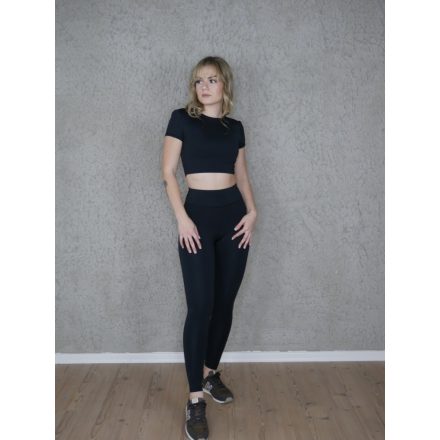 Blair short sleeve crop top